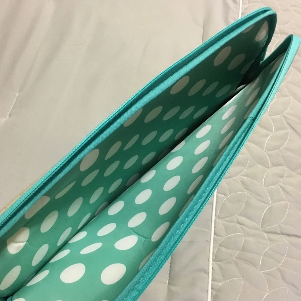 15-16” Laptop Sleeve, Studio C